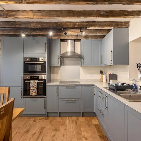 度假居 The Old Farm Shop