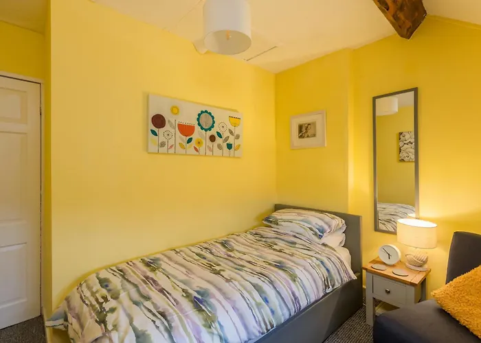 The Old Farm Shop Holiday home