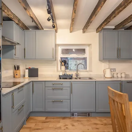 Dom wakacyjny The Old Farm Shop *